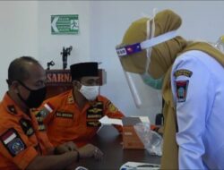 Puluhan Personel SAR Padang Jalani Rapid Test