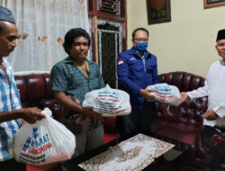 Jelang Lebaran, Mulyadi Bagi 10 Ribu Paket Sembako untuk Dai, Garin, Sopir dan Ojek