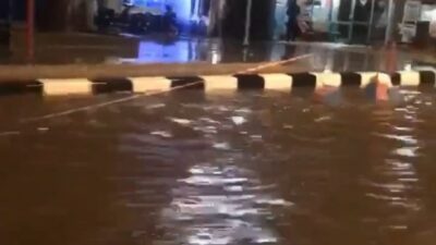 TopNews: Begini Kondisi Jalan Khatib Sulaiman yang Digenangi Air