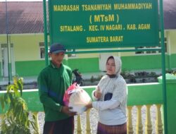 Puluhan Guru Muhammadiyah Dapat Bantuan Sembako dari MCCC Agam
