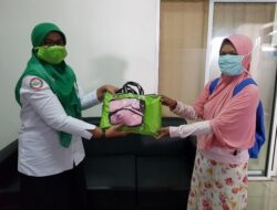 BPJS Kesehatan Cabang Padang Serahkan Masker untuk Wartawan