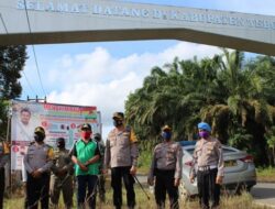 Kapolres Dharmasraya Pantau Posko Perbatasan Sumbar