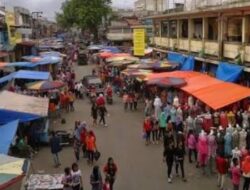 40 Pedagang Positif Covid-19, Masuk Pasar Raya Padang Wajib Pakai Masker