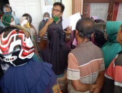 Ratusan Warga Datangi Kantor Walinagari Lubuk Basung Protes Pembagian BLT