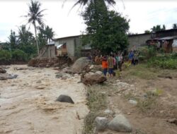 Jorong Kampung Baru Dihondoh Banjir, Dua Unit Rumah Warga Hanyut