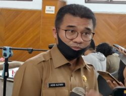 Website PPDB Belum Maksimal, Penerimaan SMA dan SMK Sumbar Ditunda Lagi