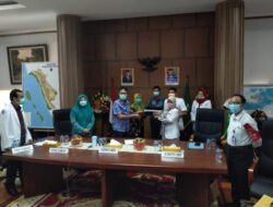 Putus Mata Rantai Penularan Covid-19, Pemprov Sumbar Sebar Ribuan Masker