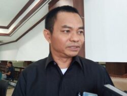 Gaji Guru Honorer SLTA di Sumbar Diusulkan Naik 100 Persen