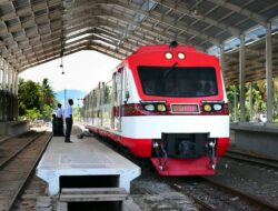Walikota Resmikan Tiga Stasiun Keretaapi di Padang