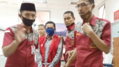 Kasus Penyelewengan Dana Infak Masjid Raya, Pegawai Pemprov Ditahan