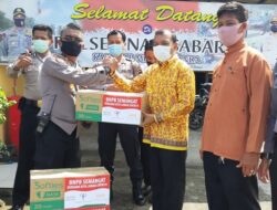 Bersama Polisi, JKA Bagikan Ribuan Masker