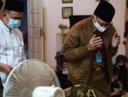 Takziah, Bupati Hendrajoni Turut Berduka atas Wafatnya Ibunda Nasrul Abit