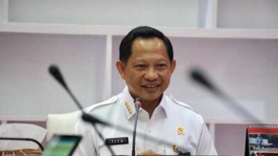 Mendagri Puji Gubernur Mampu Uji 3.000 Spesimen per Hari