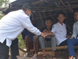 Temui Pelajar di Kelok HP, Wagub Akan Usahakan Sinyal Internet