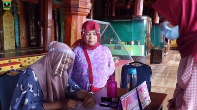 Pengunjung Istano Basa Pagaruyung Diwajibkan Patuhi Protokol Kesehatan