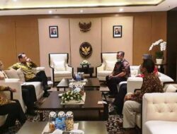 Percepatan Pembangunan, Bupati Sutan Riska Temui Menteri Sosial
