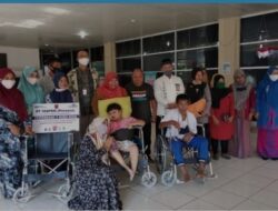 PT Taspen Salurkan Bantuan Kursi Roda bagi Pensiunan dan Keluarga PNS di Agam