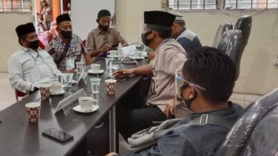BERSEPEDA MOTOR: Sejumlah Tokoh Hadiri Pendaftaran Ferizal-Nurkhalis