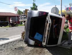 Kecelakaan di Padang Pariaman, Tranex Bertabrakan dengan Sepeda Motor,