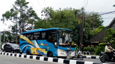 Pendapatan Bustrans Padang Turun Selama Pandemi Covid-19