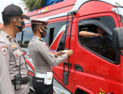 Tim Terpadu Agam Imbau Sopir dan Penumpang Angkutan Umum Gunakan Masker