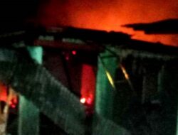Rumah dan Ruko di Padang Pariaman Dilalap Api