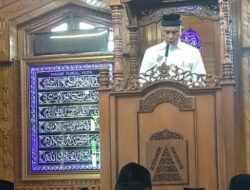 Mahyeldi Jadi Khatib dan Imam Shalat Jumat di Masjid Nurul Huda Jambun
