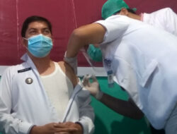 Walikota Sawahlunto, Pertama Disuntik Vaksin Corona