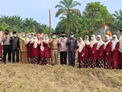 Ketua DPRD Dharmasraya Bantu Pembangunan Mushalla Babbul Jannah 