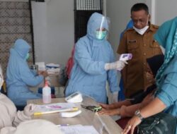 120 Pedagang Pasar Batusangkar Divaksin Covid-19