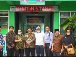 Ujian Madrasah di MTsN 6 Tanah Datar Lancar dan Tertib