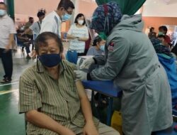 219 Warga Padang Panjang Divaksinasi di Dua Lokasi