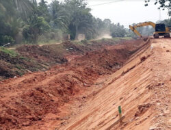 DPRD Dharmasraya Ingatkan Kontraktor Jangan Ada Penyimpangan