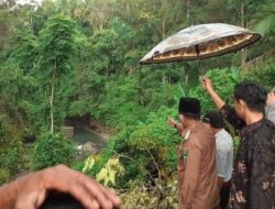 Wabub Rahmang Tinjau Tanggul Irigasi yang Bobol