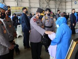 Kapolri Tawarkan Anak Prajurit Awak Nanggala 402 Jadi Polisi