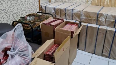 Polres Limapuluh Kota Gagalkan Penyelundupan 30 Dus Rokok Ilegal