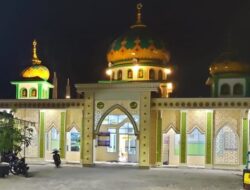 SEMANGAT RENOVASI MASJID DI AGAM; Donaturnya yang Pernah Ngaji di Sana
