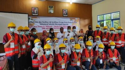 Kementerian PUPR Uji Sertifikat Siswa SMKN 1 Tilatang Kamang