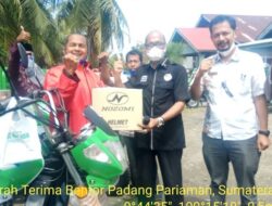 Tunaikan Janji, Nurnas Serahkan 17 Unit Becak Motor