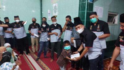 Teruci Chaprendang Berbagi dengan Anak Yatim