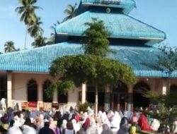 Jemaah Shalat Id Padati Sejumlah Masjid di Agam