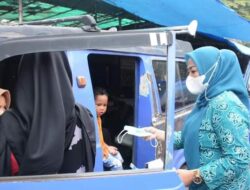 9 Positif Covid-19 di Tanah Datar, TP PKK Turun Bagikan Masker