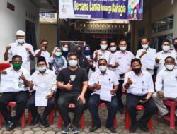 Pegawai Kantor Camat dan Korwil KB Padang Gelugur Lakukan Vaksinasi Covid-19