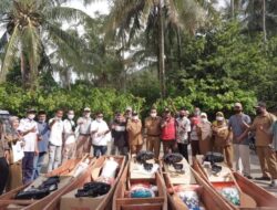 22 Perahu Diserahkan untuk Nelayan Salingka Danau Singkarak