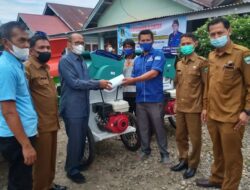 Kembali Nurnas Bantu Keltan Alat Perontok Padi dan Jagung