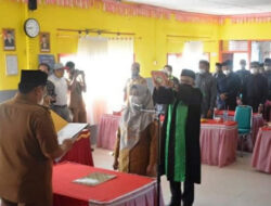 Penjabat Wali Nagari Sungai Tarab Pendri Yasni Dilantik