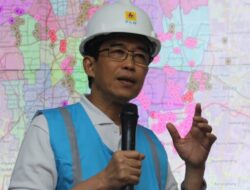 Dirut PLN Raih Penghargaan CEO Terbaik dari The Iconomics