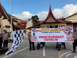 Kapolres Lepas Pendistribusian Bansos, 13 Personel Polres Bukittinggi Positif Covid-19 