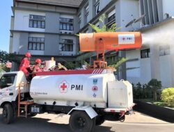 PMI Sumbar Semprot Balaikota Payakumbuh