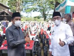 Mesin Bajak Baru untuk 30 Keltan di Tanah Datar